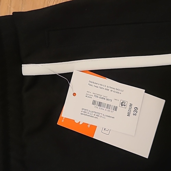 SPORTS ILLUSTRATED WOMEN'S BLACK SHORTS ELASTIC WAISTBAND SIZE MEDIUM - Picture 2 of 11